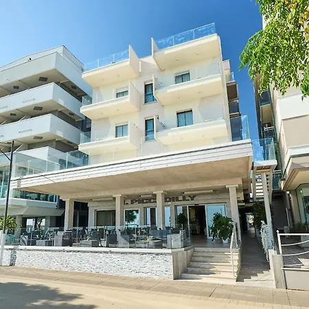 Piccadilly 3* Μπελάρια-Ιτζέα Μαρίνα