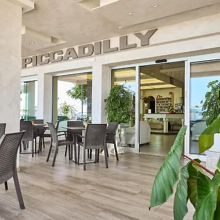 Piccadilly 3* Беллария-Иджеа-Марина