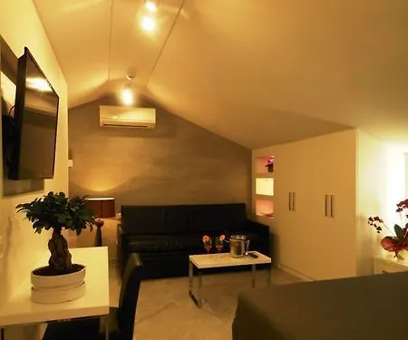 Отель Piccadilly 3*